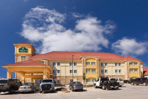 Гостиница La Quinta by Wyndham Floresville  Флоресвилл